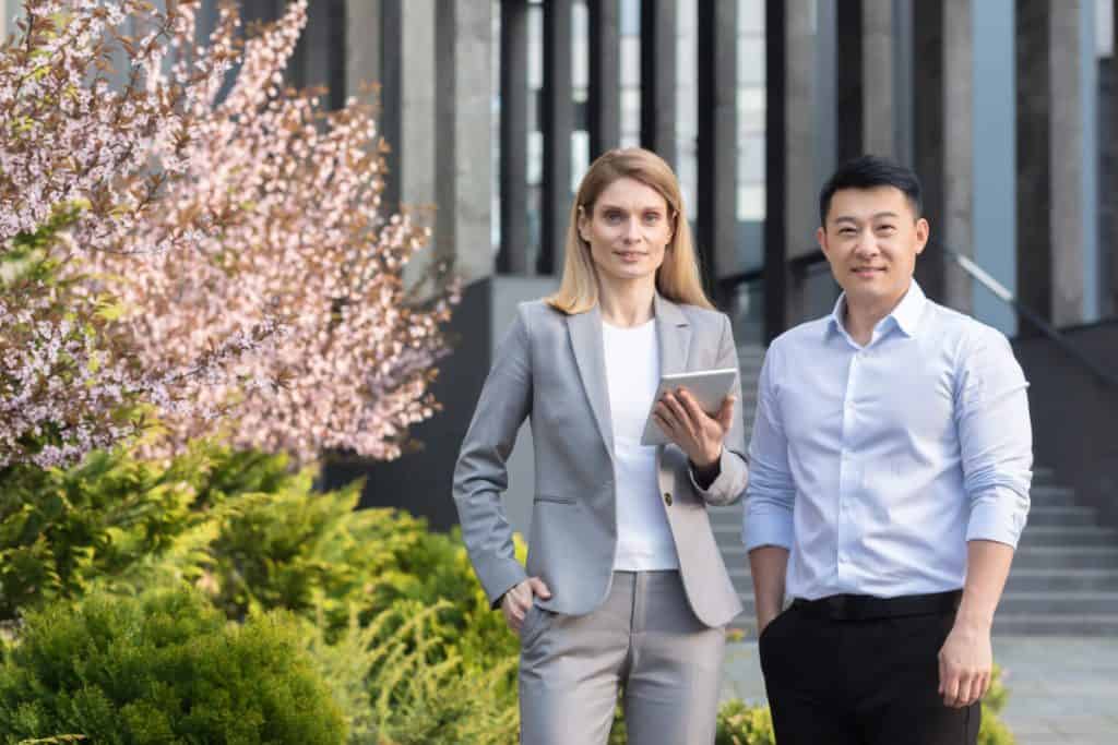 How URA helps you grow your business in Singapore, two entrepreneur managers, Singapore Industrial Spaces, by David-Hoicka, Licensed-47997006_1200